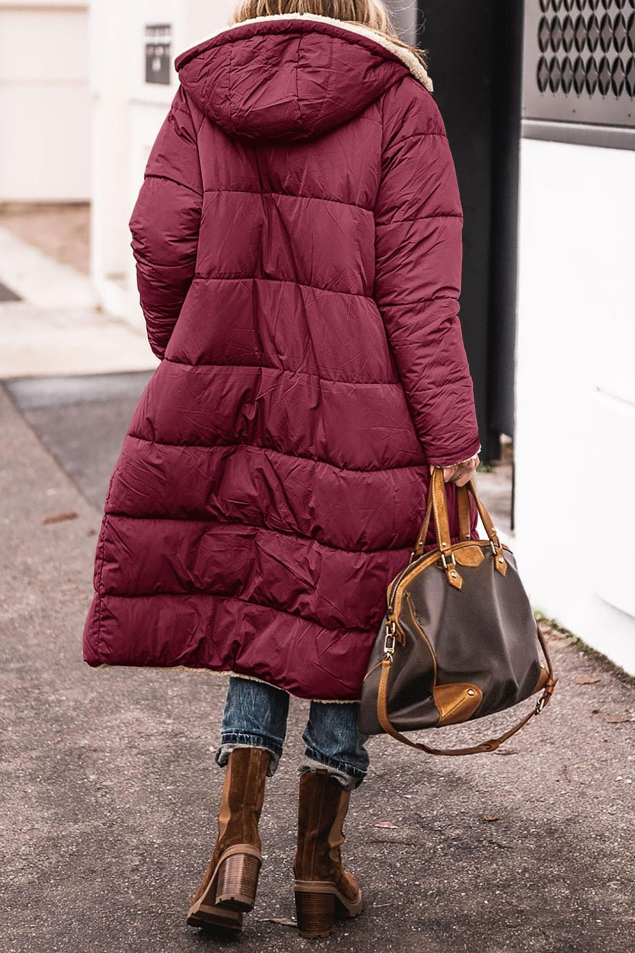 Manteau long à capuche – chaud, élégant et réversible
