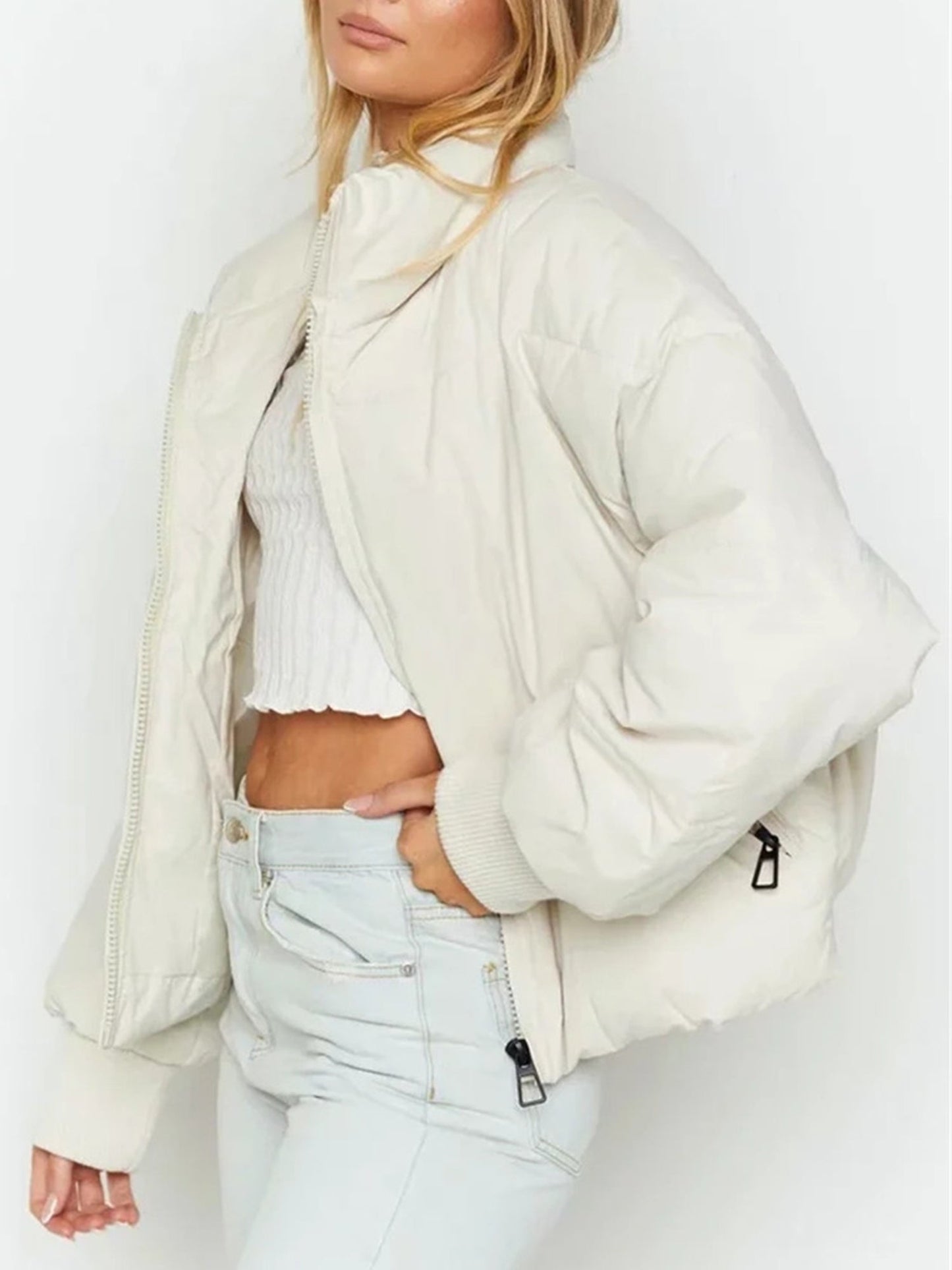 Veste Puffer Croppée – Chaleur & Design Élégant