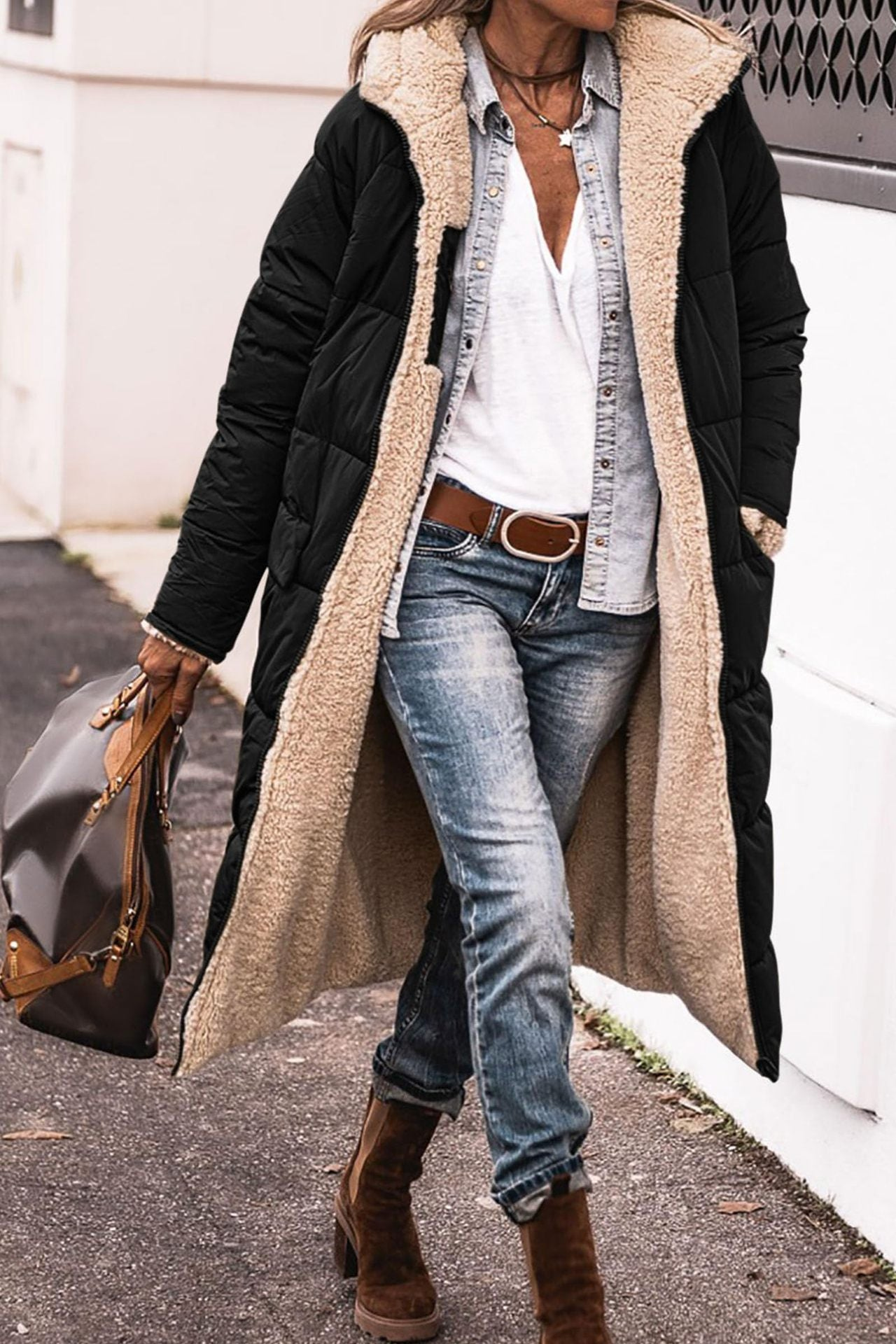 Manteau long à capuche – chaud, élégant et réversible