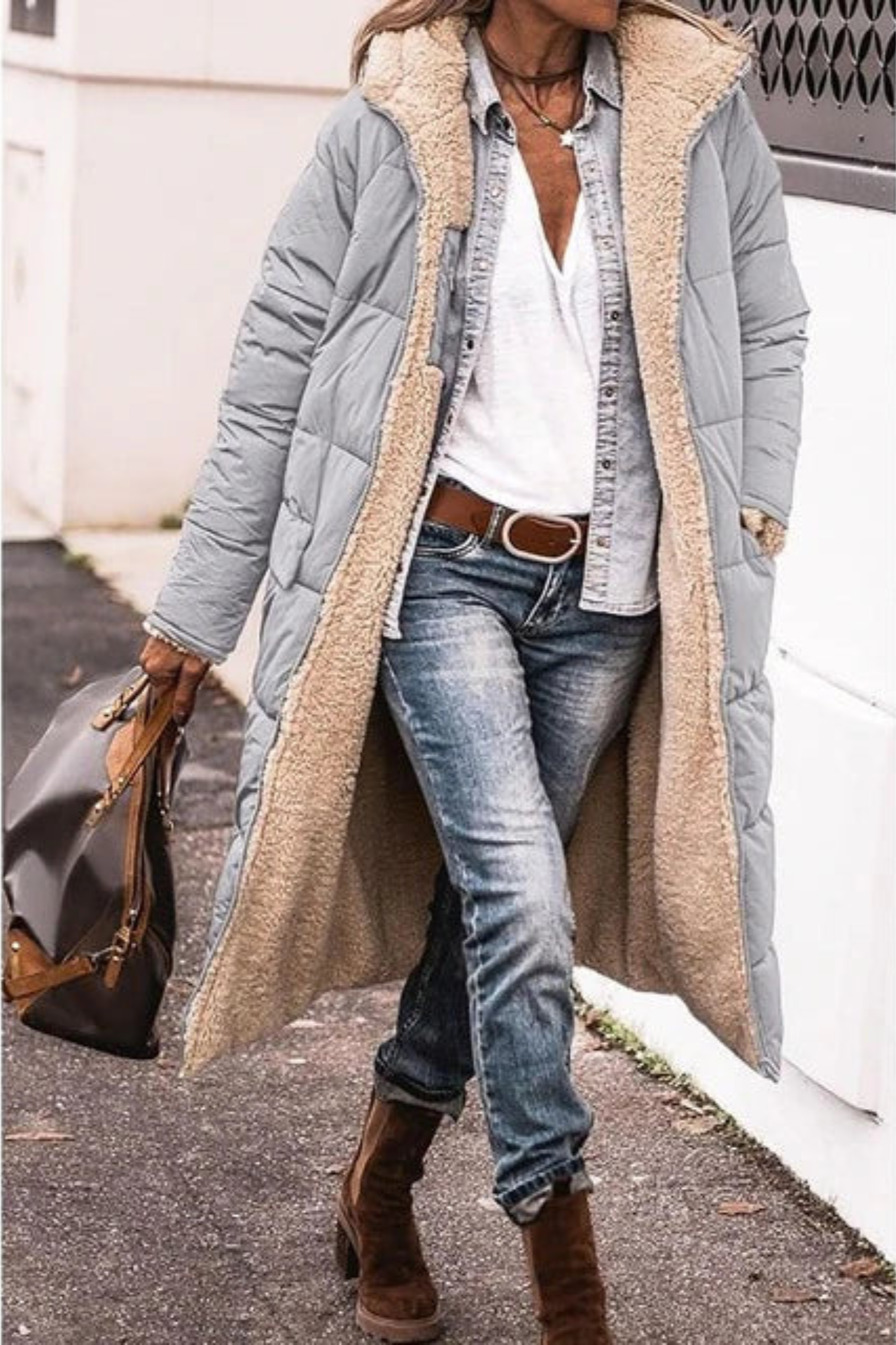 Manteau long à capuche – chaud, élégant et réversible