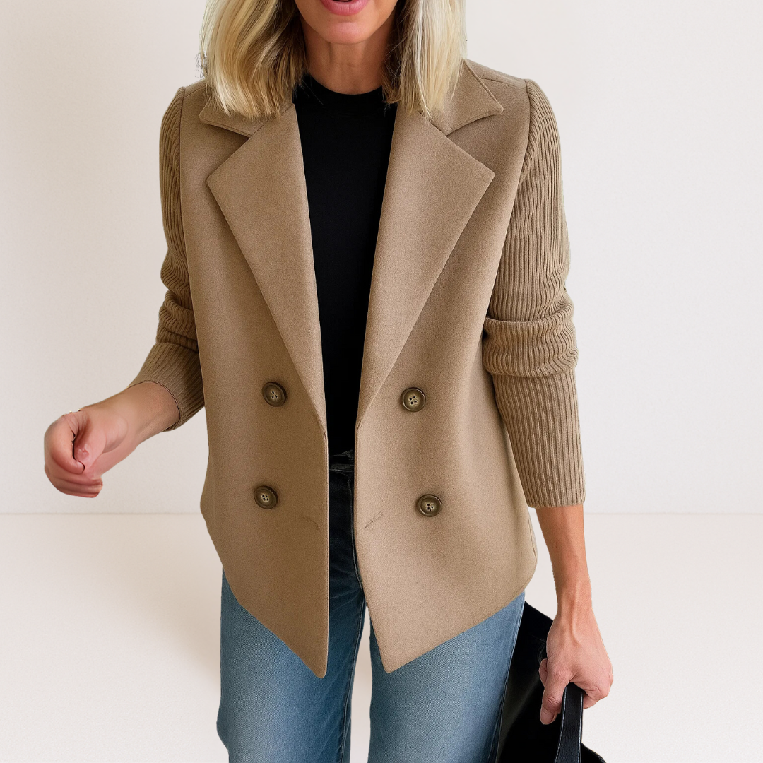 Knitted Elegance Blazer – Structure chic et confort ultime