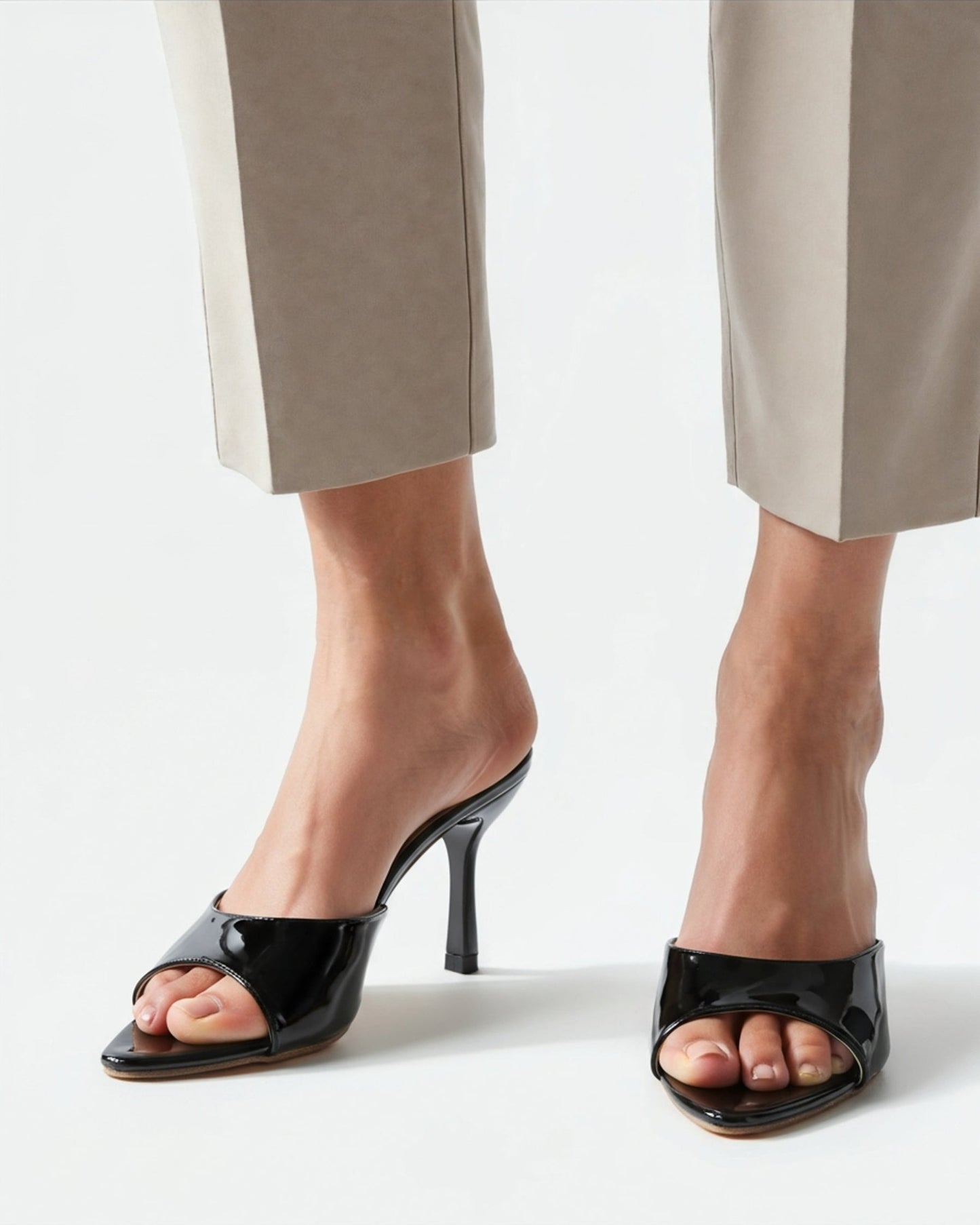 Mules Élégantes – Design minimaliste & style raffiné