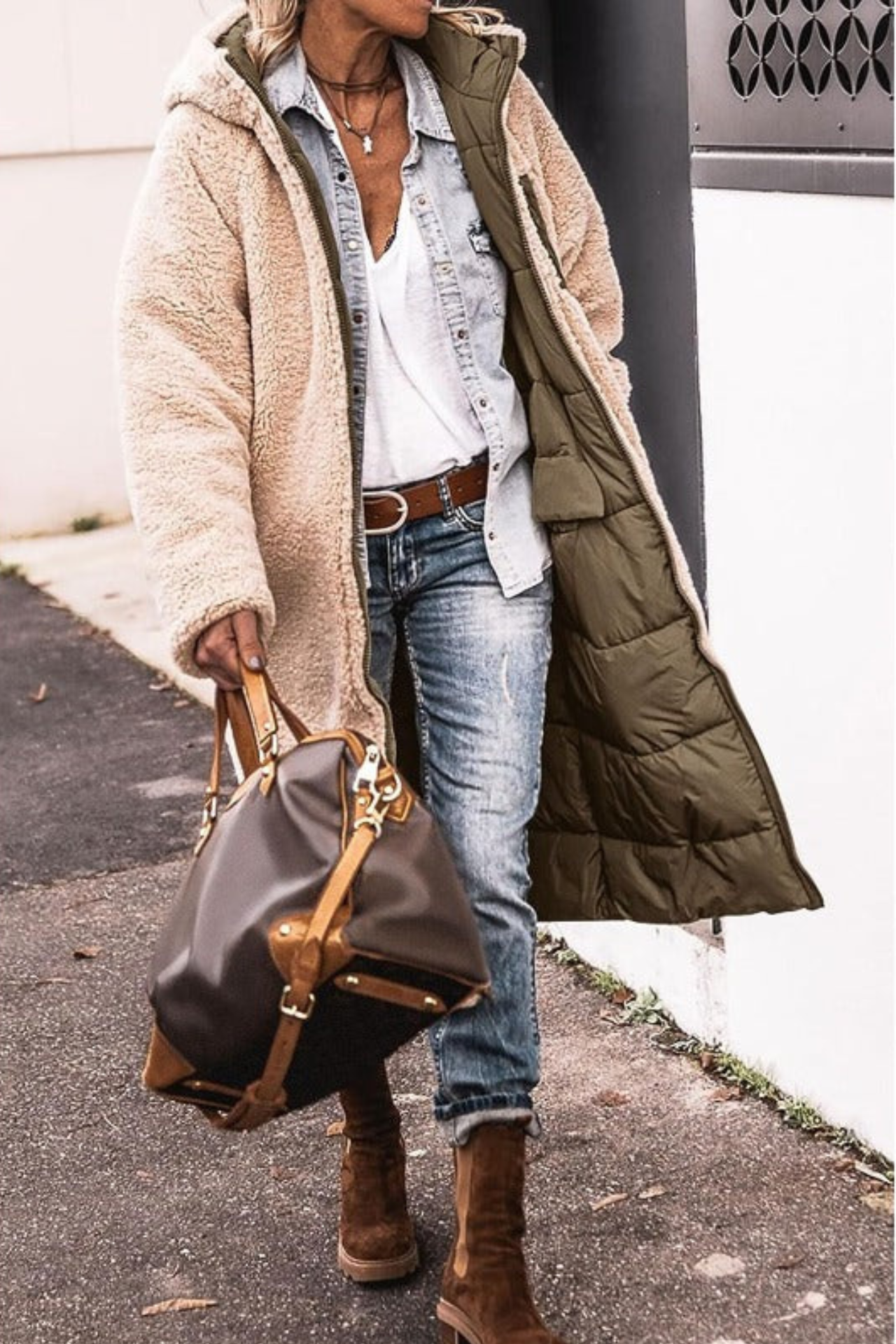Manteau long à capuche – chaud, élégant et réversible