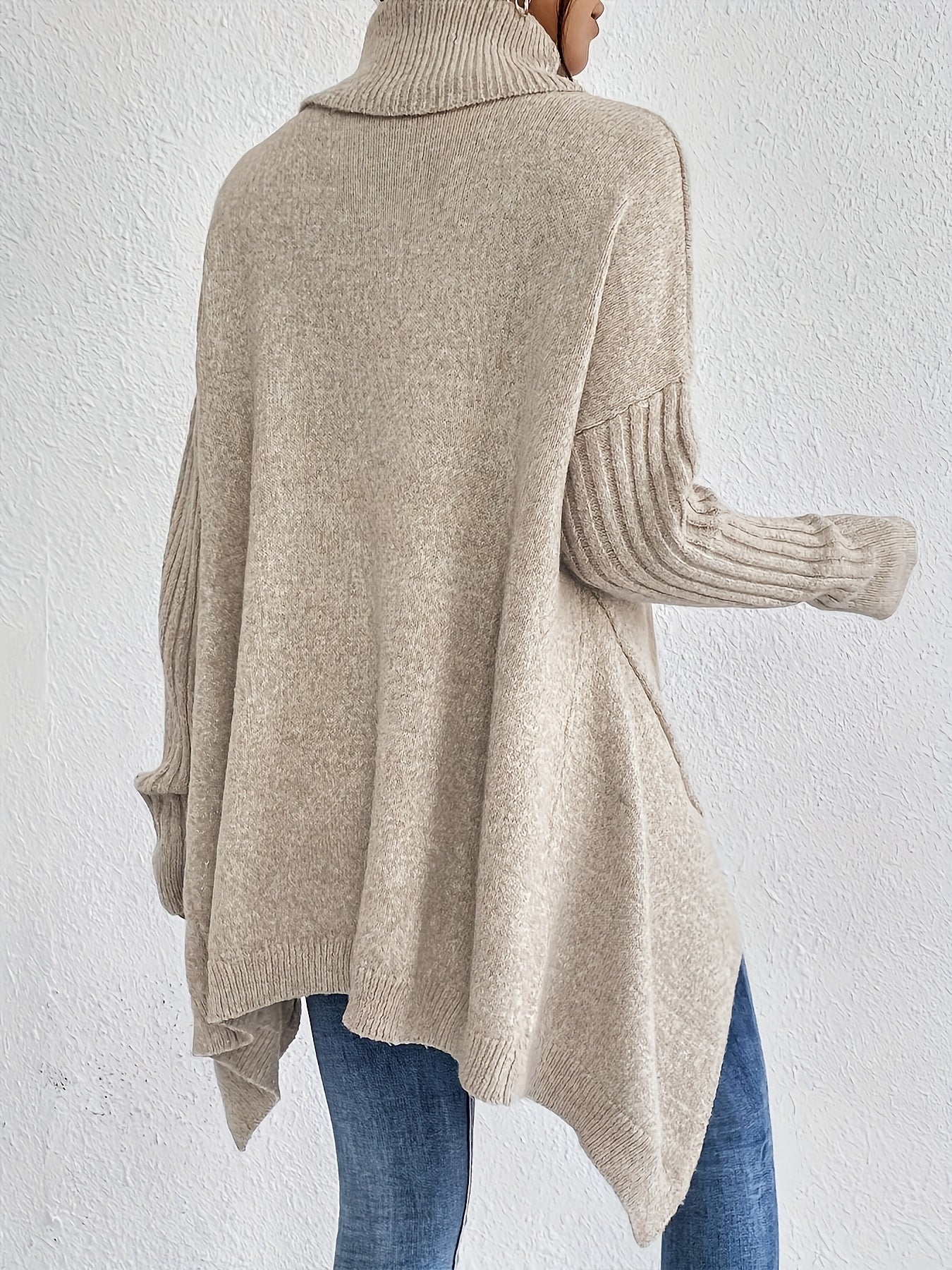 Pull oversize à col montant – Chaleur, douceur et élégance