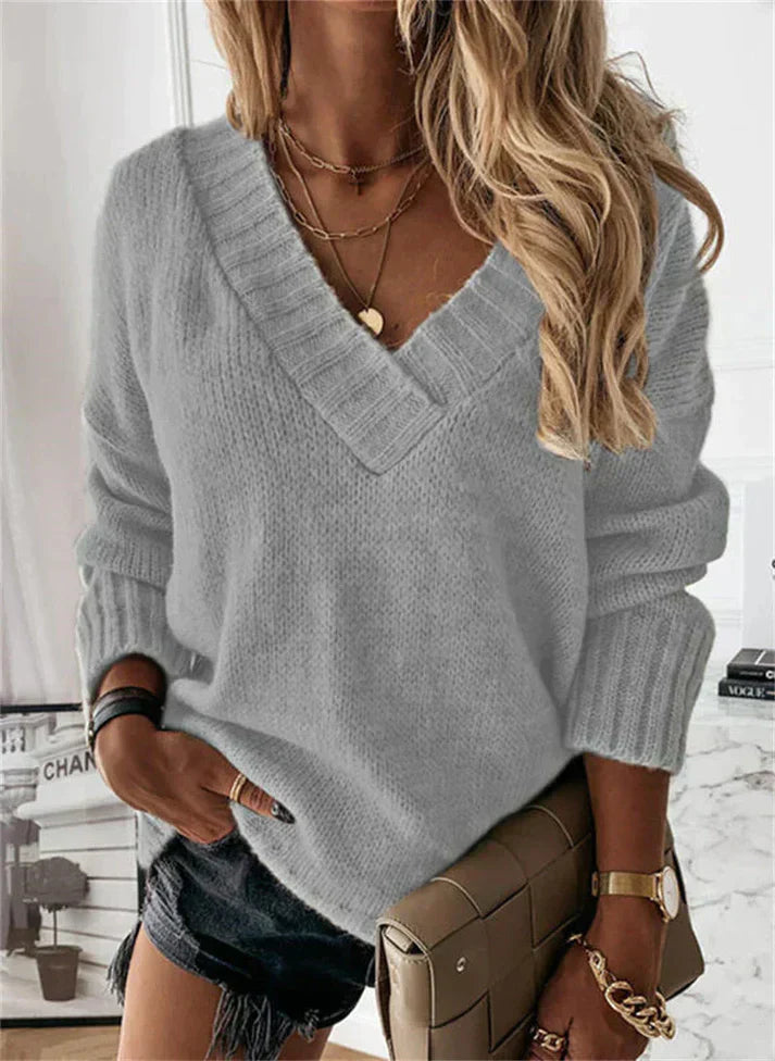 Pull – Élégance Douce à Col V