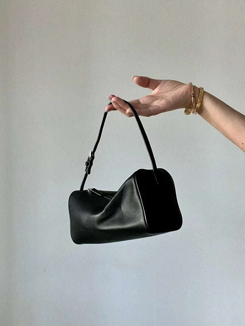 Sac à Épaule – Finition brillante et charme polyvalent