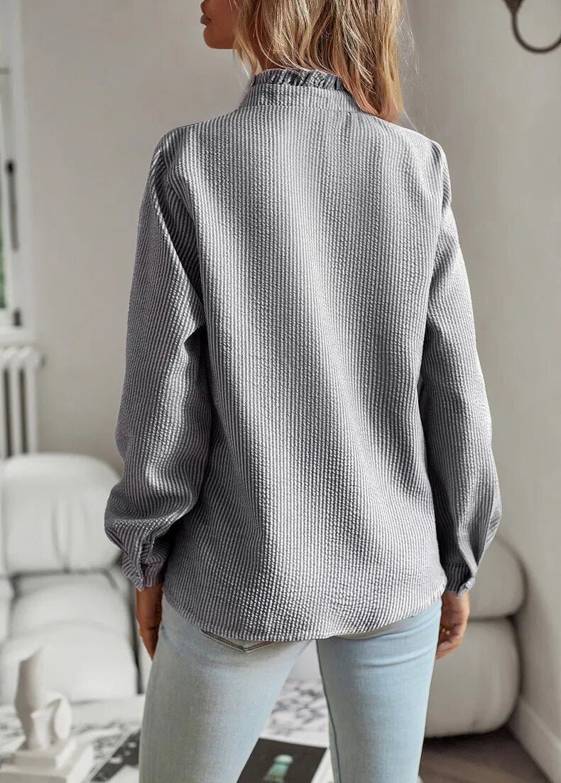 Blouse Polo – Élégance aux Détails Subtils