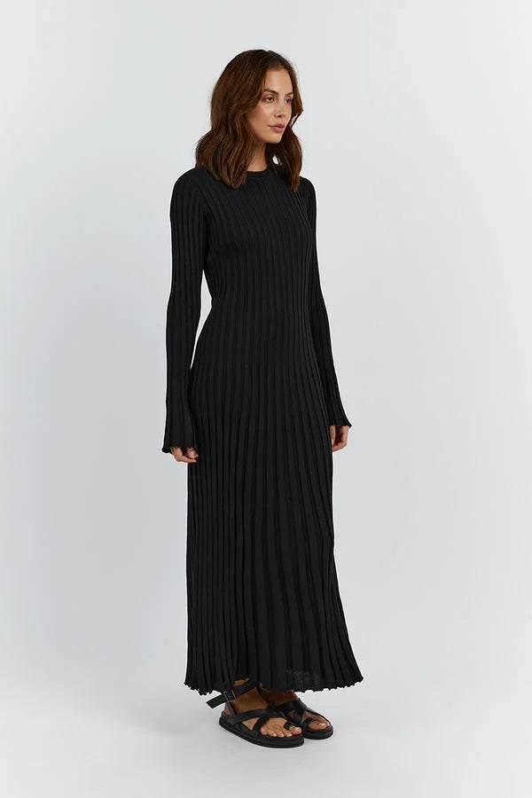Robe Maxi – Lignes Verticales Élégantes