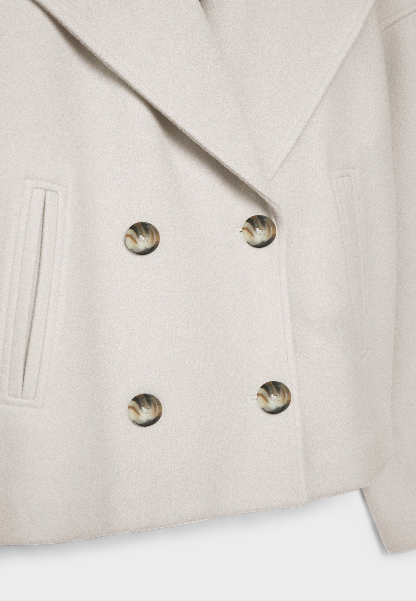 Veste Croisée Courte – Élégance Intemporelle