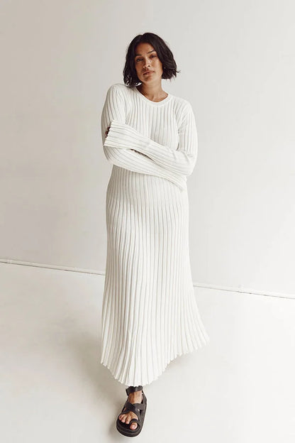 Robe Maxi – Lignes Verticales Élégantes