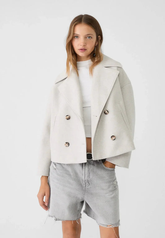 Veste Croisée Courte – Élégance Intemporelle
